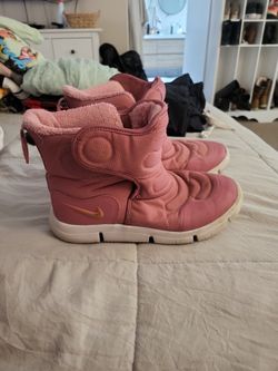 Nike Kids Shoe Size 3