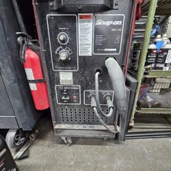 Snap-on Mig 140 Welder