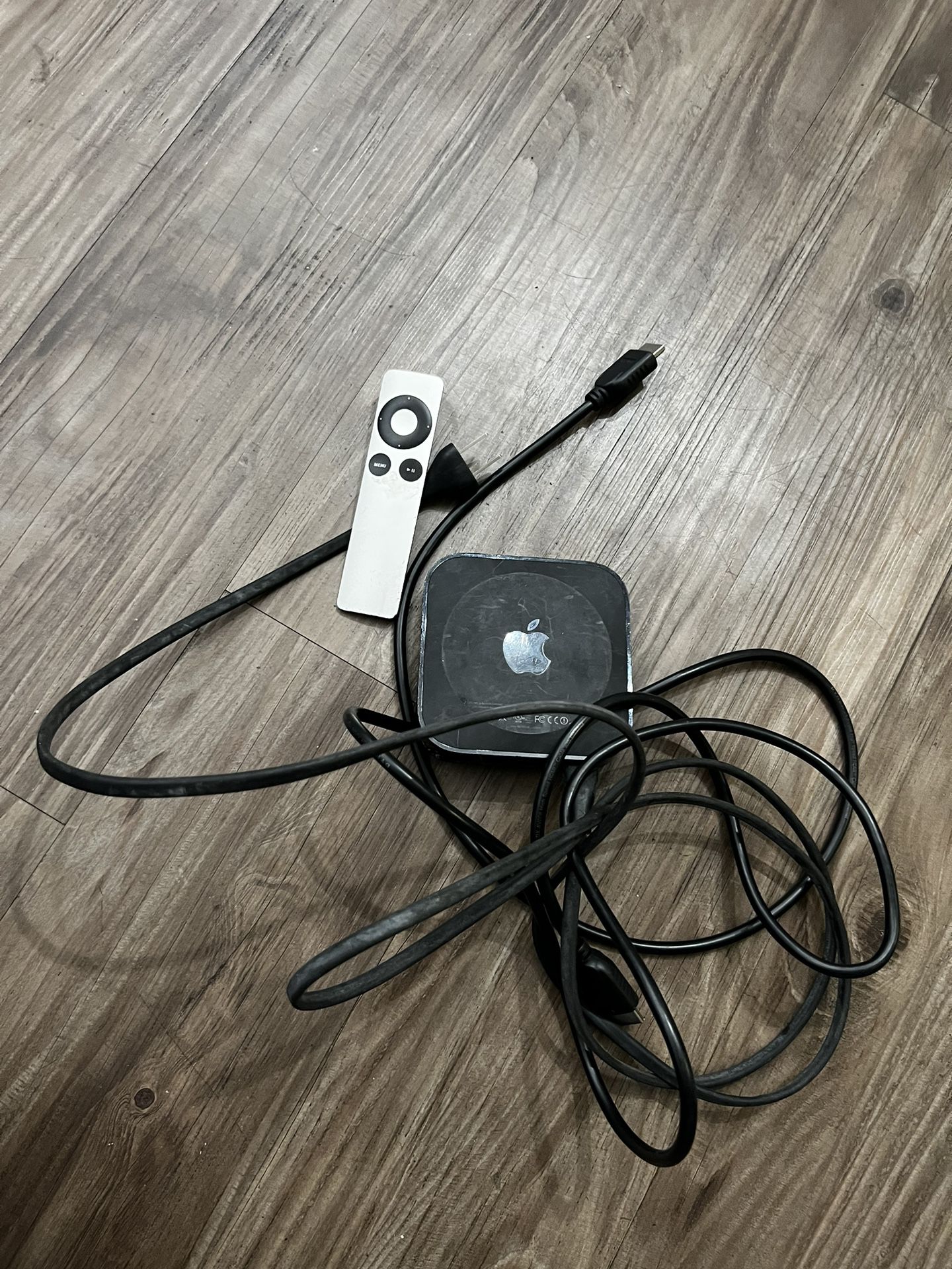 Apple Tv with Remote + Power Supply 