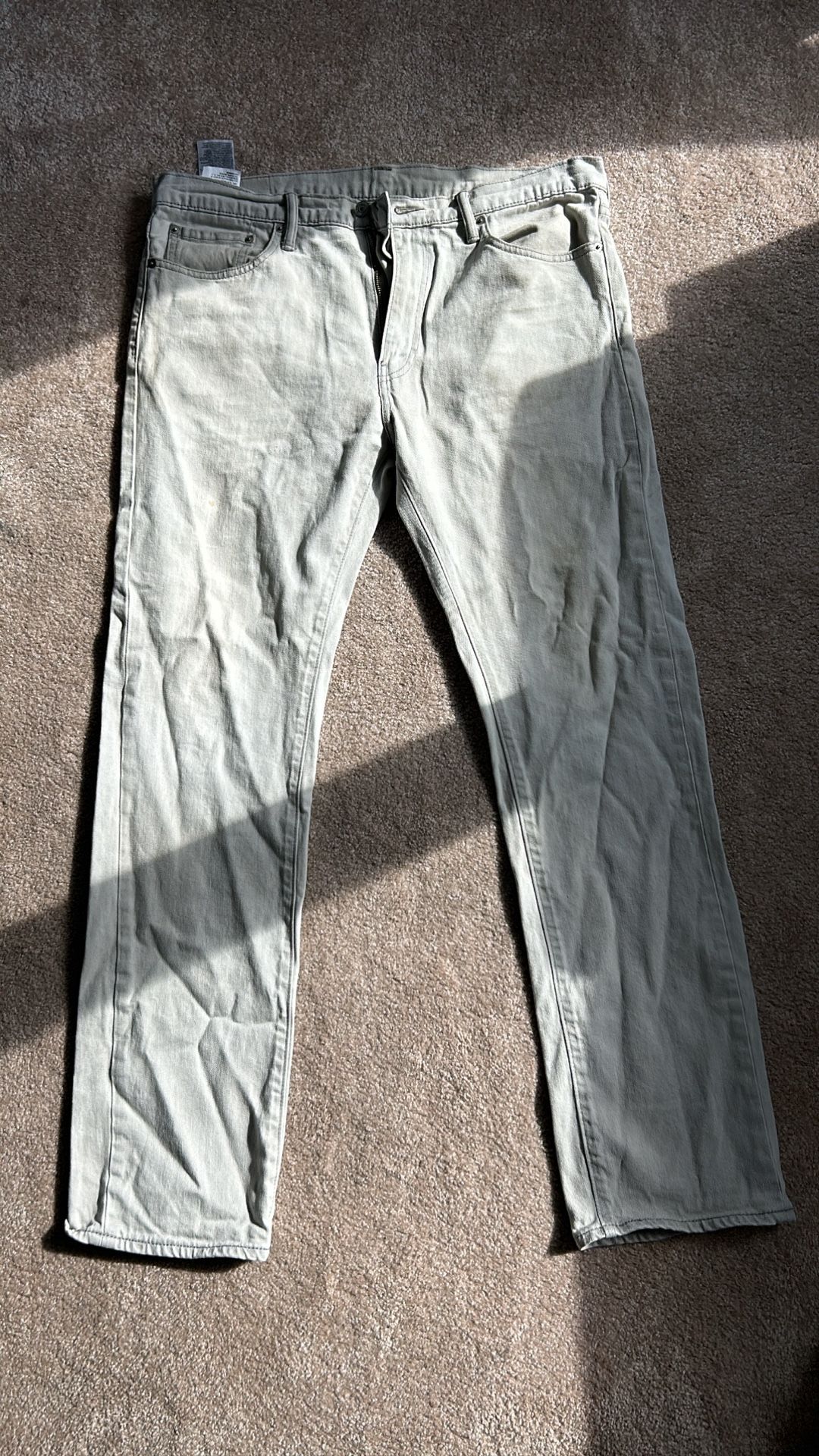 Levi Jeans Size 36