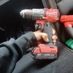 Milwaukee Hammer Drill M18 Brushless