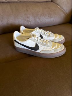 Boys Nike shoes Size 1.5