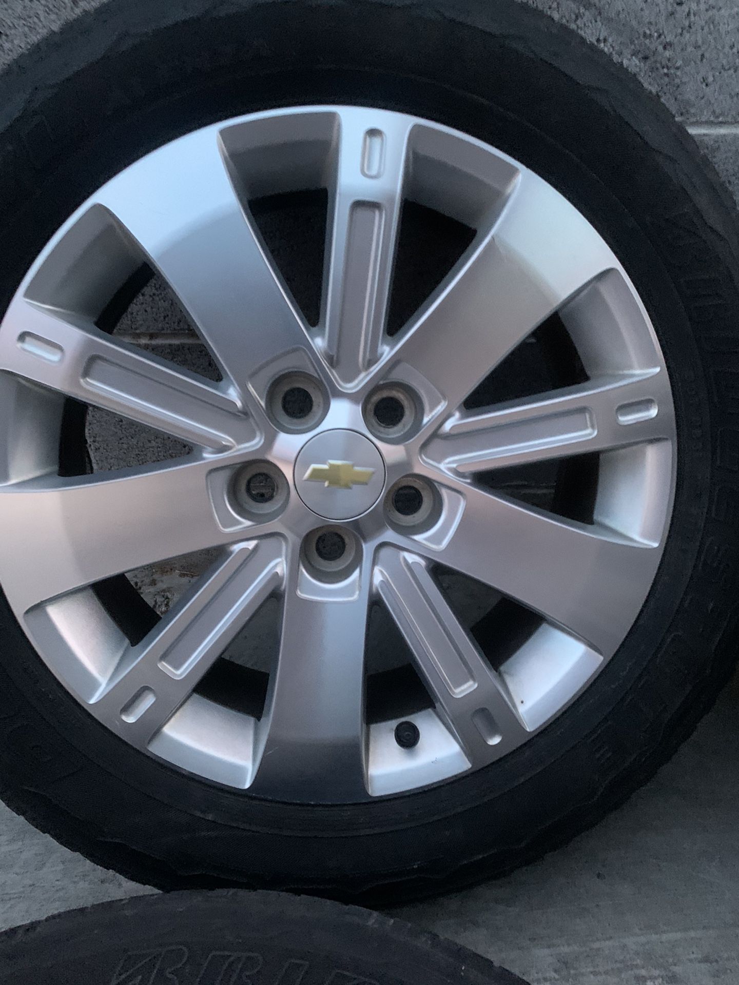 18” CHEVY OEM ALLOY WHEELS! BOLT PATTERN 5X120 for Sale in Las Vegas
