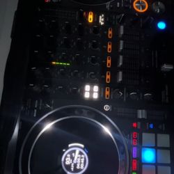 DJ        Los Angeles area