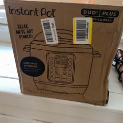 Instant Pot Pressure Cooker 
