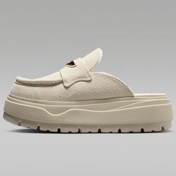 Nike Jordan Mule Size 9