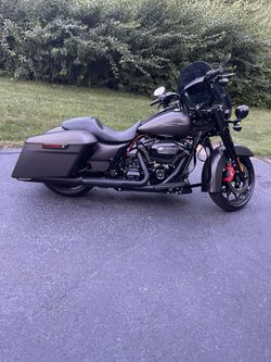 2020 Harley Davidson Road King