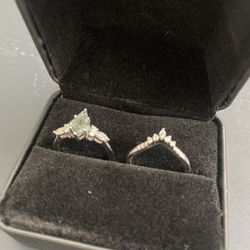 14k White Gold Engagement Ring Set