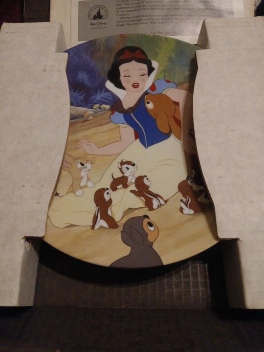 Authentic Snow White Amd The 7 Dwarfs China Plate