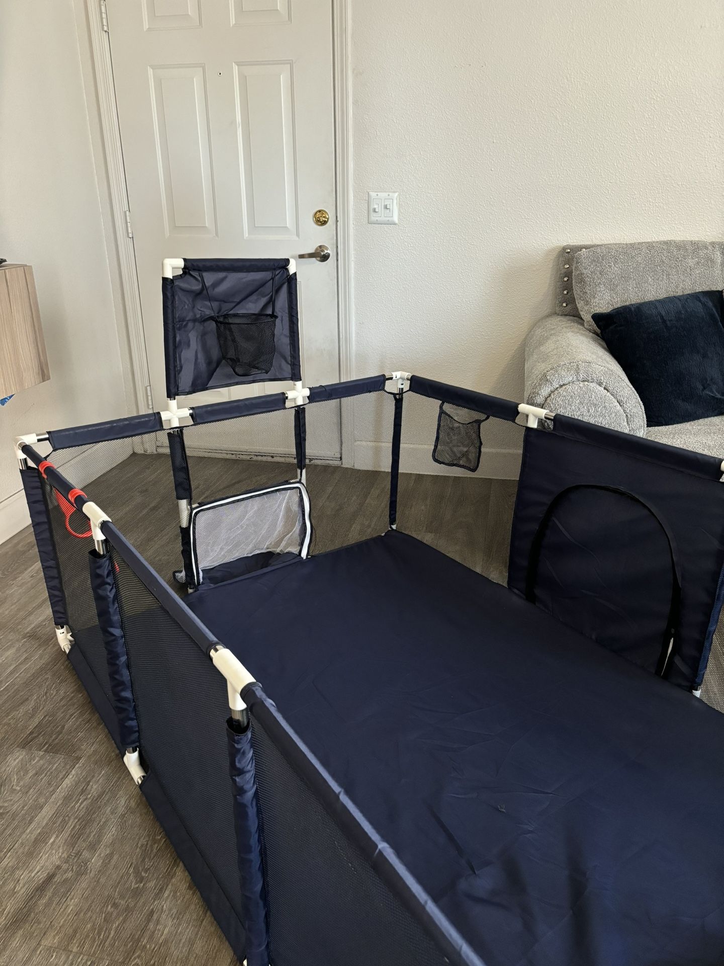 baby play pen