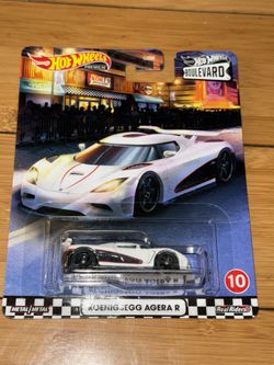 Hot Wheels Boulevard Koenigsegg Agera R 