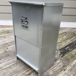 Chow Hound Pet Feeder And Storage Bin