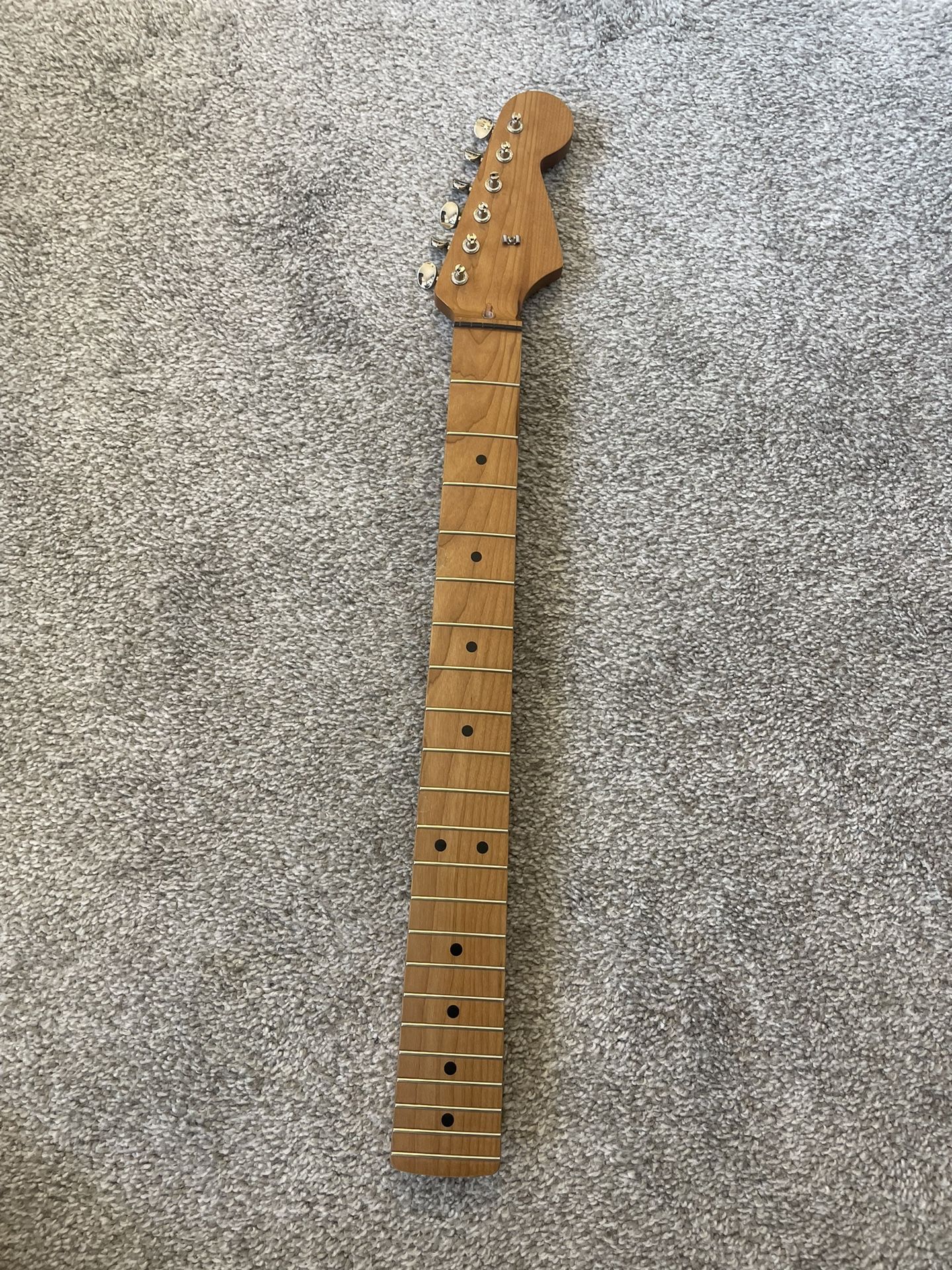 Warmoth Roasted Maple Guitar Neck, S-style 10-16