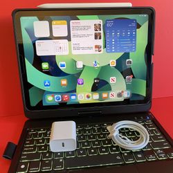 Apple IPad Air 4th Generation (10.9” Liquid Retina/ 2020 Model) 64GB with keyboard case, stylus pen & Accessories (256gb $499)