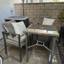 Broyhill High Dining Bar Table And 2 Chairs