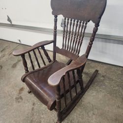 *** ANTIQUE ROCKER ***