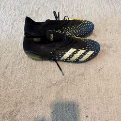 Adidas Predator Soccer Cleats 