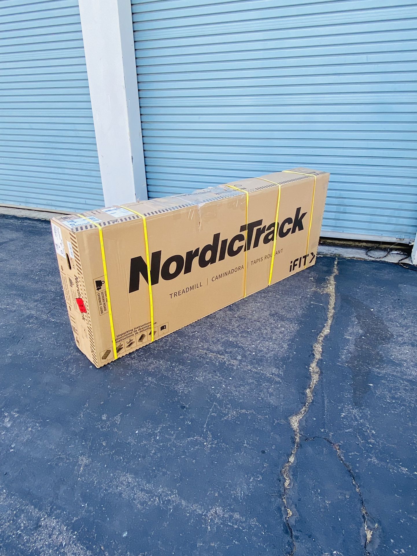 NORDICTRACK TREADMILL NEW