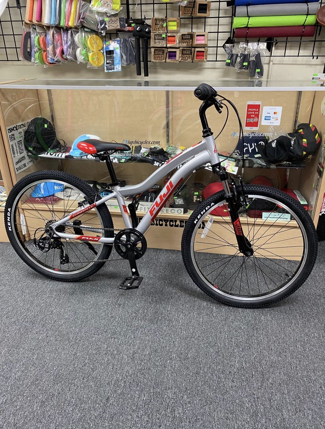 Fuji Dynamite 24 Sport Mountain Bike 