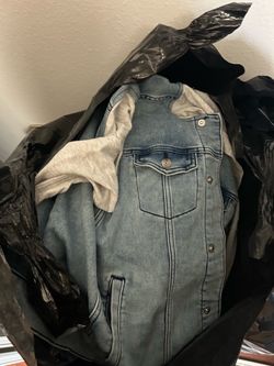Mix boys clothing not free make offer