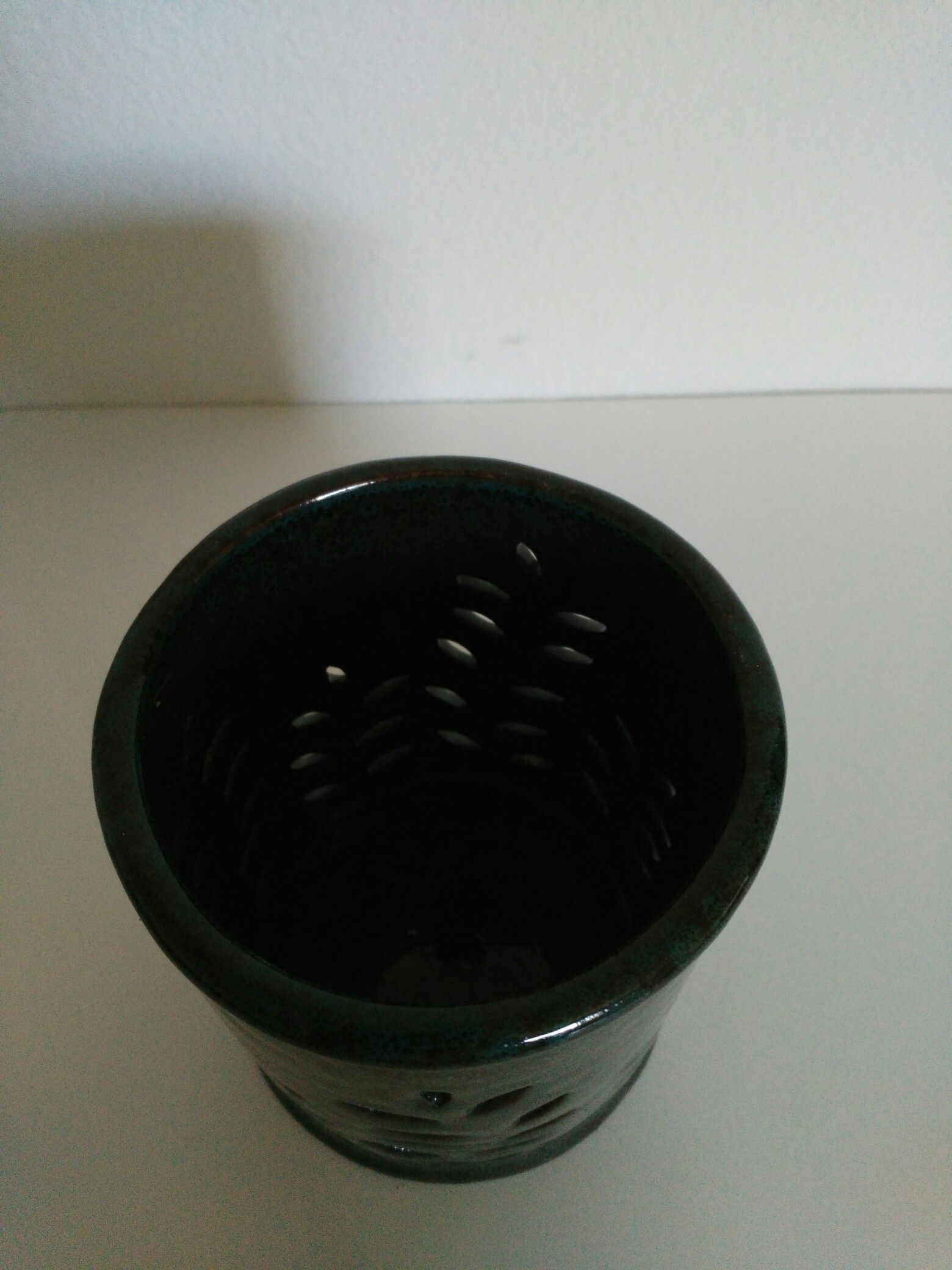 Leaf Cutout Green Ceramic Glazed Orchid Plant Flower Pot Candle Holder