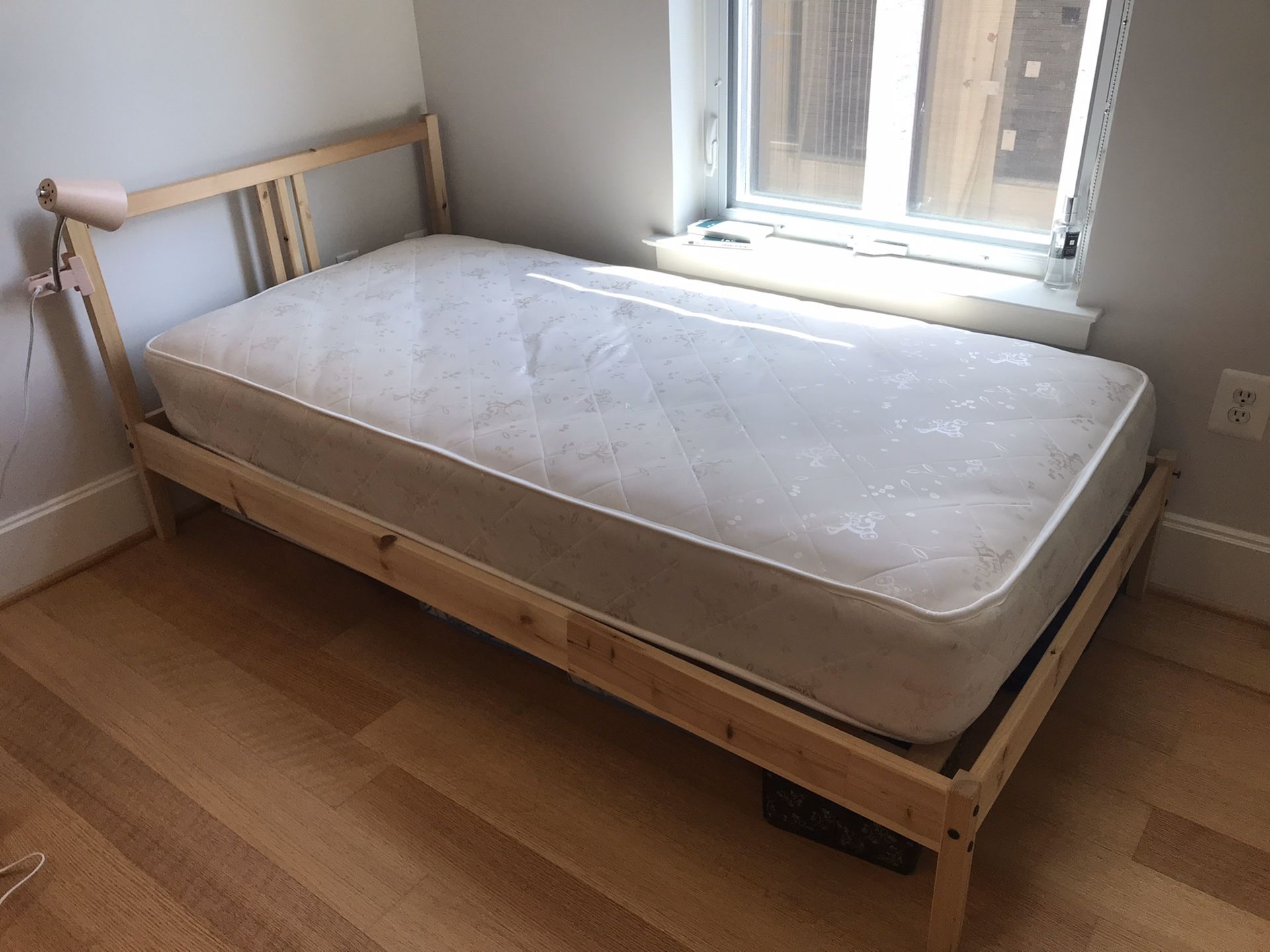 Mattress (twin)