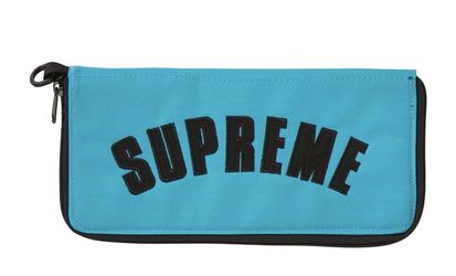 Supreme x The north face organizer