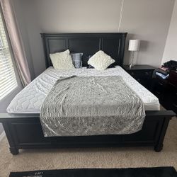 king bedroom set with nightstands and memory foam mattress 