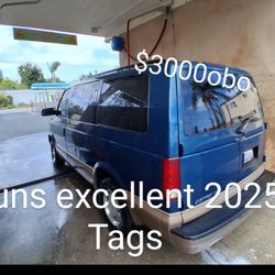 2002 Chevrolet Astro Van