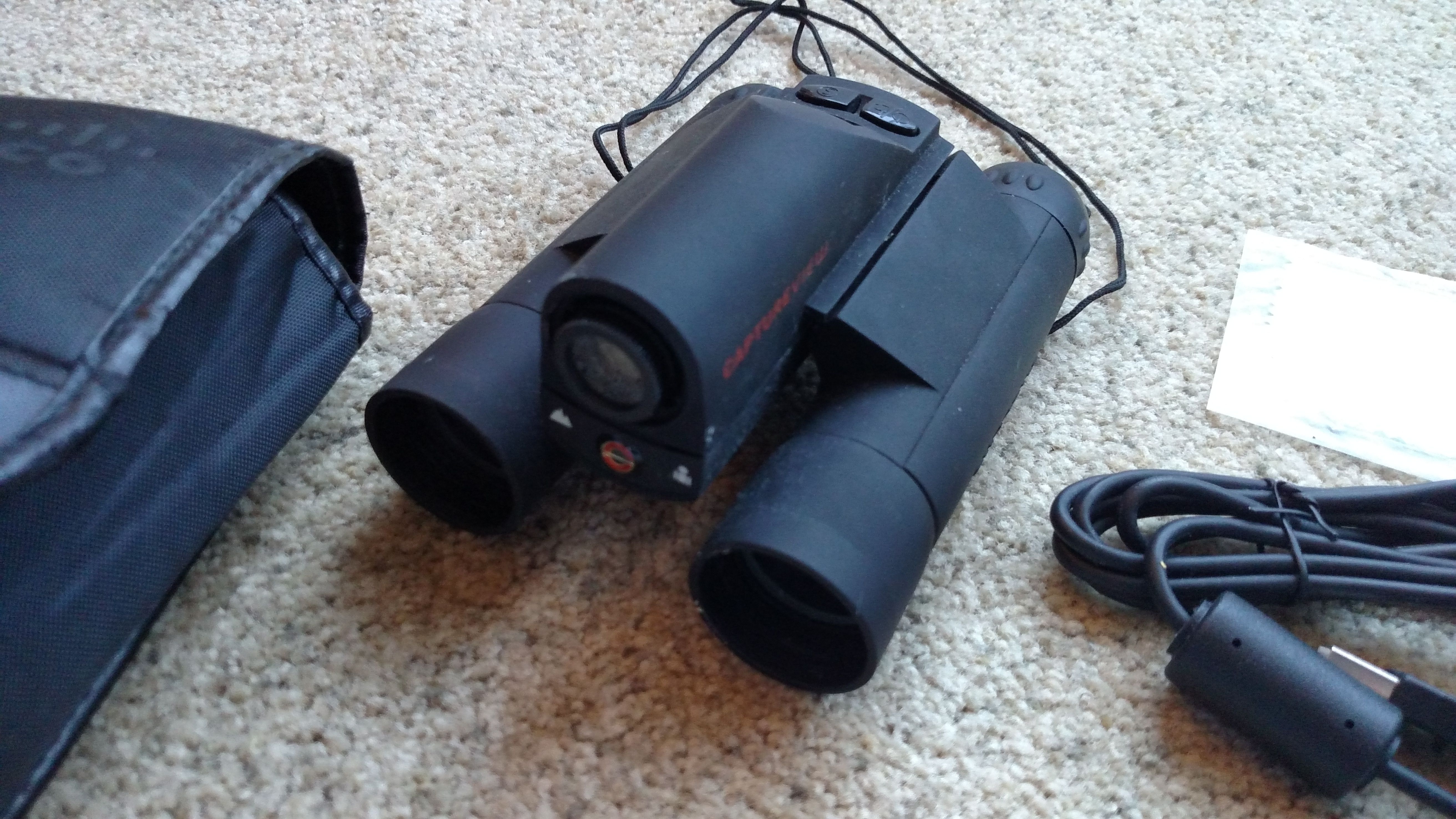Simmons Captureview CV-2 Digital Camera Binoculars