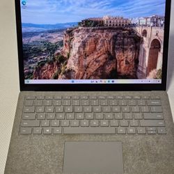 MICROSOFT SURFACE PRO LAPTOP 