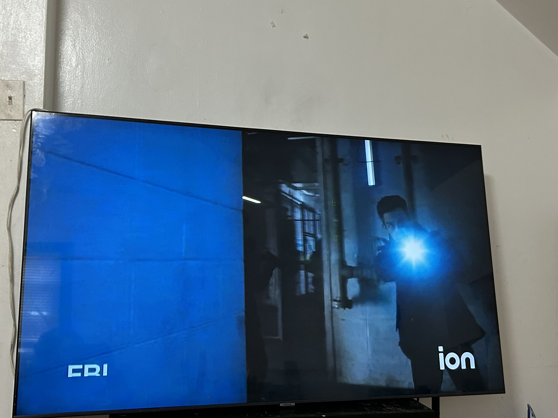Samsung 60” Tv