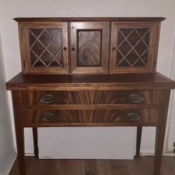 Kittinger Gainsborough Mahogany Secretary Desk