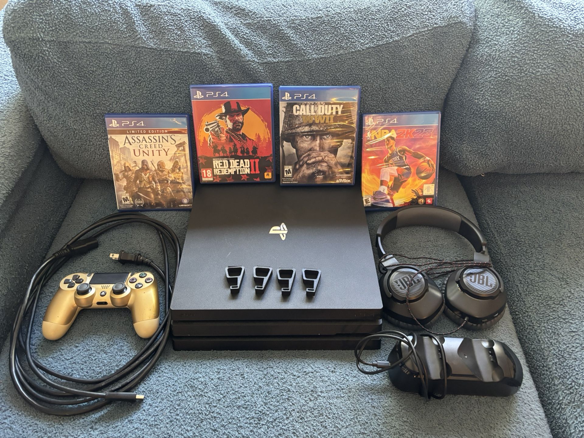 PS4 Pro (With Accessories)🔥