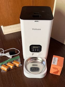 Voluas Automatic Pet Feeder with Accessories