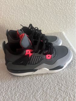 Pink and grey Jordan’s 12.5c