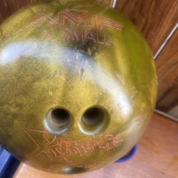 Extra Small Bowling Ball 6 Pounds For Kids