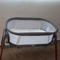 Bassinet Chicco 1 In 3  100$ 