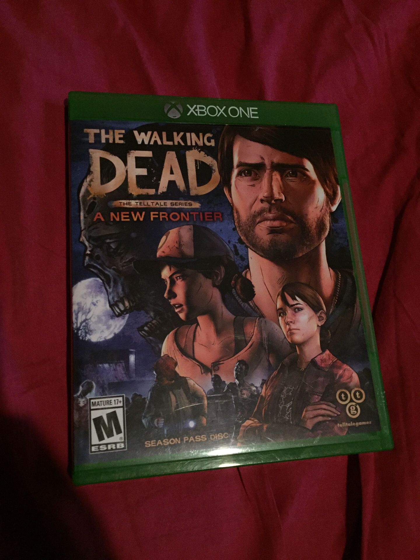 The Walking Dead part 1 & 2 ( Xbox One )
