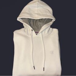 Classic white Champion hoodie with a boxy fit. 