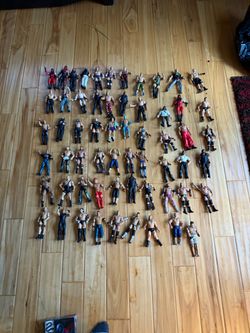💥 COLLECTOR CLEANOUT! 50+ Vintage WWE/UFC Mega-Lot  Kane, Rock 💥