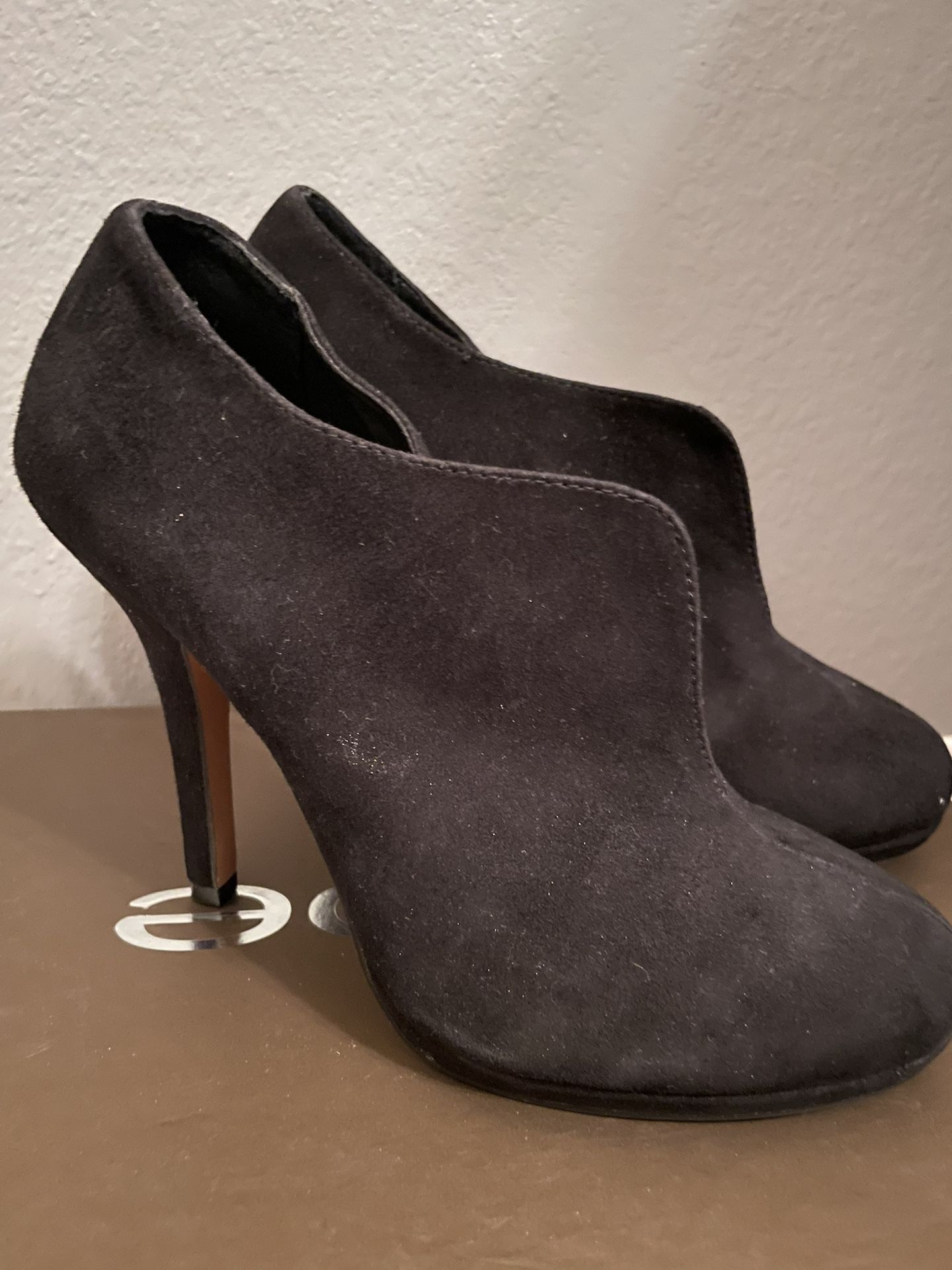 NWOT Aldo Suede Leather Booties - 8