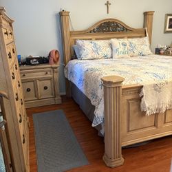King Bedroom Set