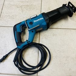 Used, Great Condition! Makita Corded Reciprocating Saw! (JR3051T)