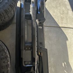 22’ F250 Lariat Tremor Bumpers And Suspension 
