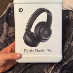 New Beats Studio pro 