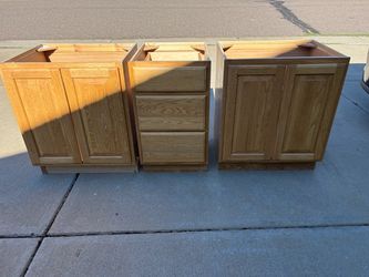 Bathroom vanity