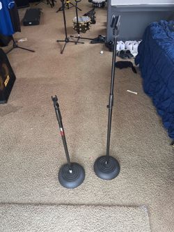 2 Proline Adjustable Round Base Microphone Stands