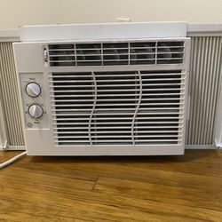 GE® 115 Volt Room Air Conditioner