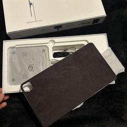 12.9 iPad Magnetic Stand